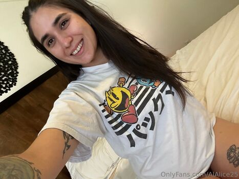 alalice25