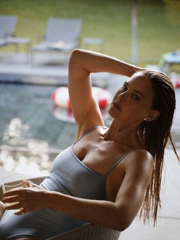 Bar Refaeli