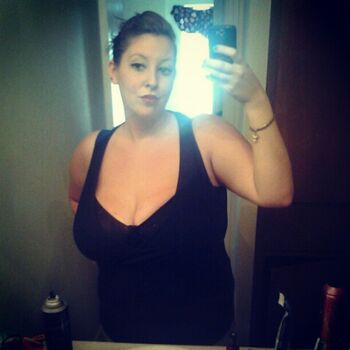 Busty Mara