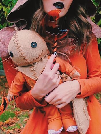 Caitlin Marie Reacts