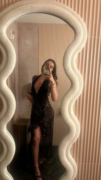 Courtney Sarault