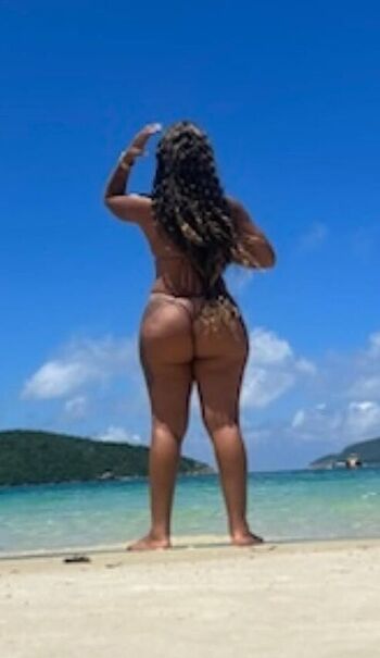 Cristiane Alves