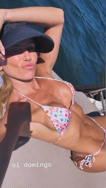 Deborah Secco