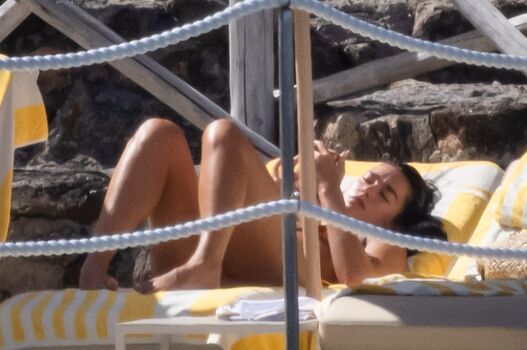 Dua Lipa