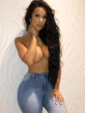 Erica Mena