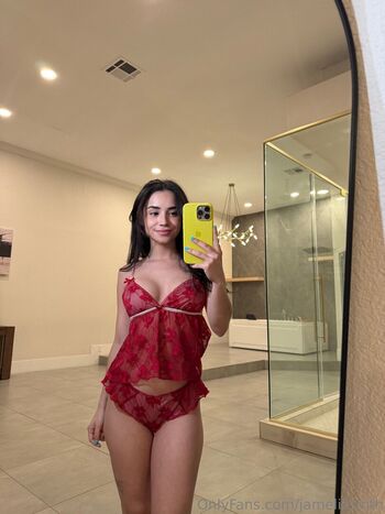 jameliz / ohzero_o / watermelondrip