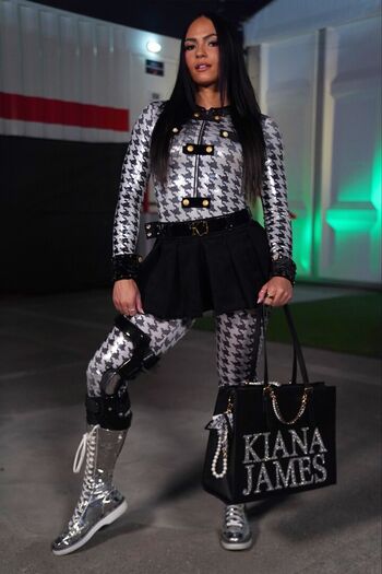 Kiana James