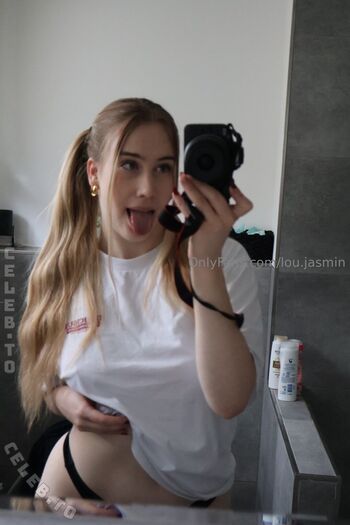 Leeloo_jasmin