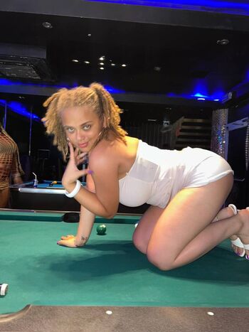 Lexcova / Lexay_X / Kingkorbel