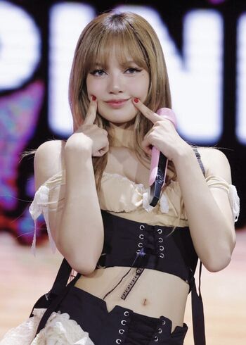 Lisa Blackpink