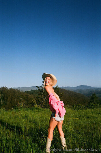 littlexxxfawn