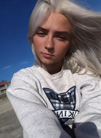 Makenzie Noel Thomas
