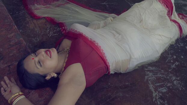 Maya The Doe Eye Girl