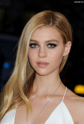 Nicola Peltz