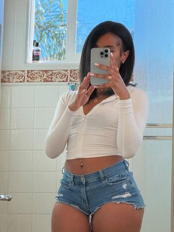 p.la.shae