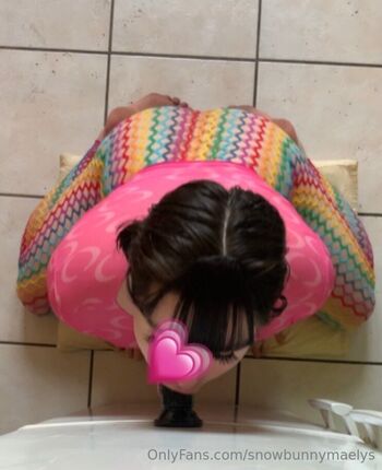 snowbunnymaelys