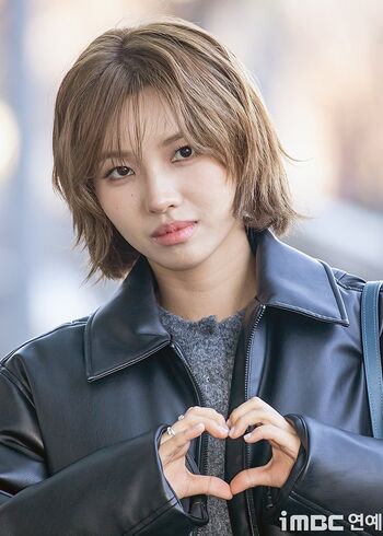 tiny.pretty.j
