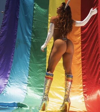 Viviane Araujo