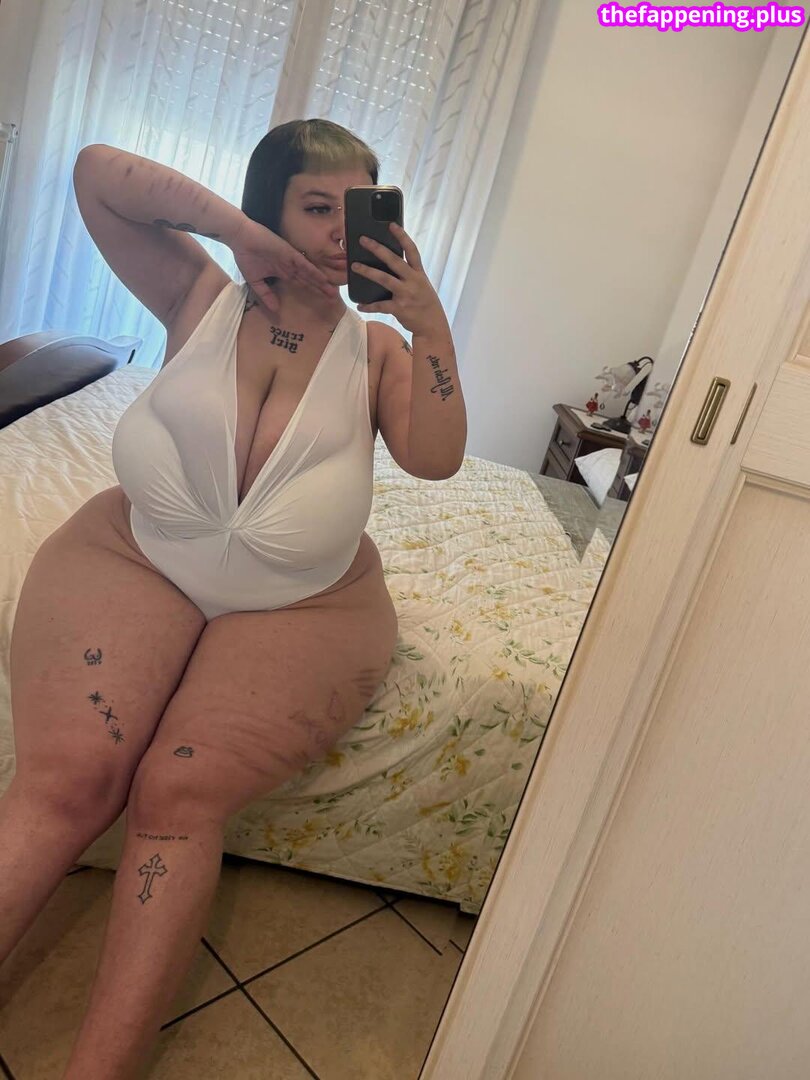 Mxmmytina / VVALENTINABONETALLI Nahá OnlyFans fotografie #137