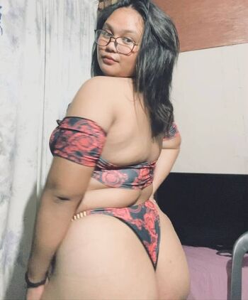 Yumie Mia