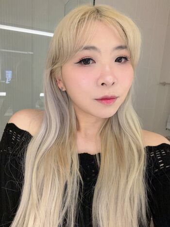 Yvonnie